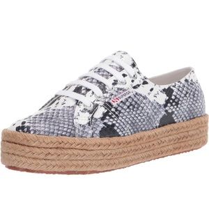 Superga Women's 2730 Pufanropew Summer Sneakers in Natural Snake Print Size 8